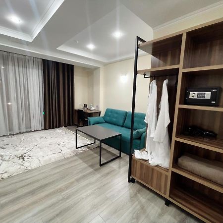 Hotel Nova Bishkek Ngoại thất bức ảnh