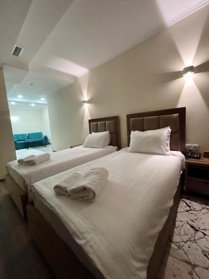 Hotel Nova Bishkek Ngoại thất bức ảnh