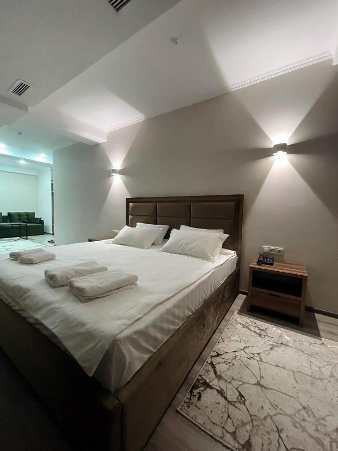 Hotel Nova Bishkek Ngoại thất bức ảnh