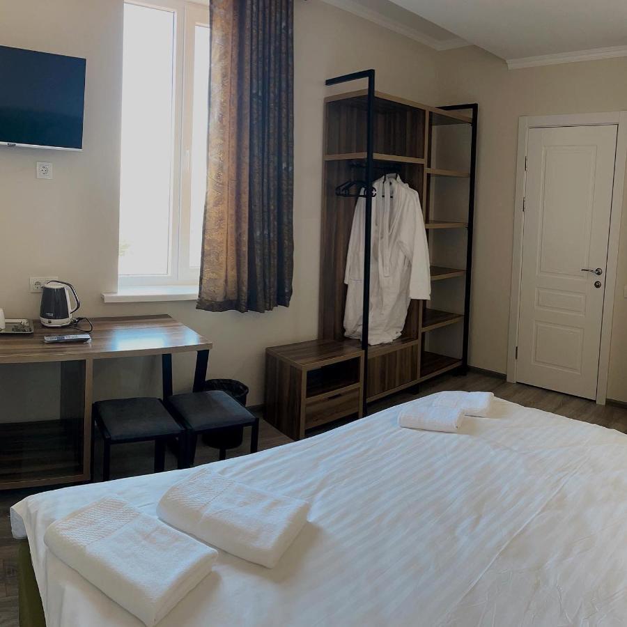 Hotel Nova Bishkek Ngoại thất bức ảnh