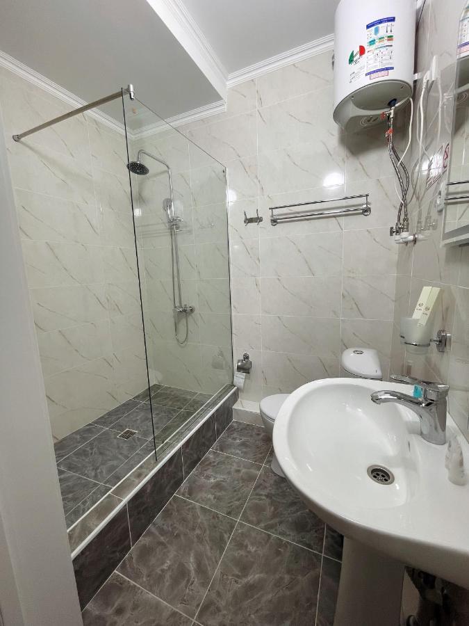 Hotel Nova Bishkek Ngoại thất bức ảnh